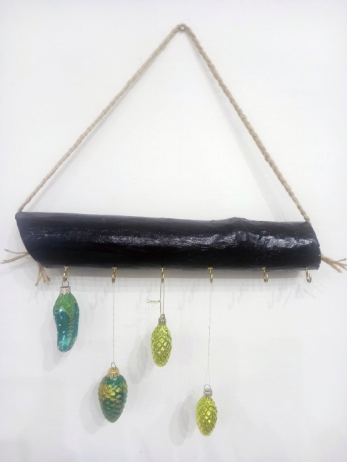 New year's hanger